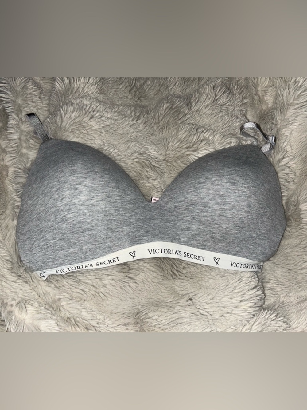 Victoria's Secret Gray Wireless/Seamless Logo Band Bra with White Trim & Hearts